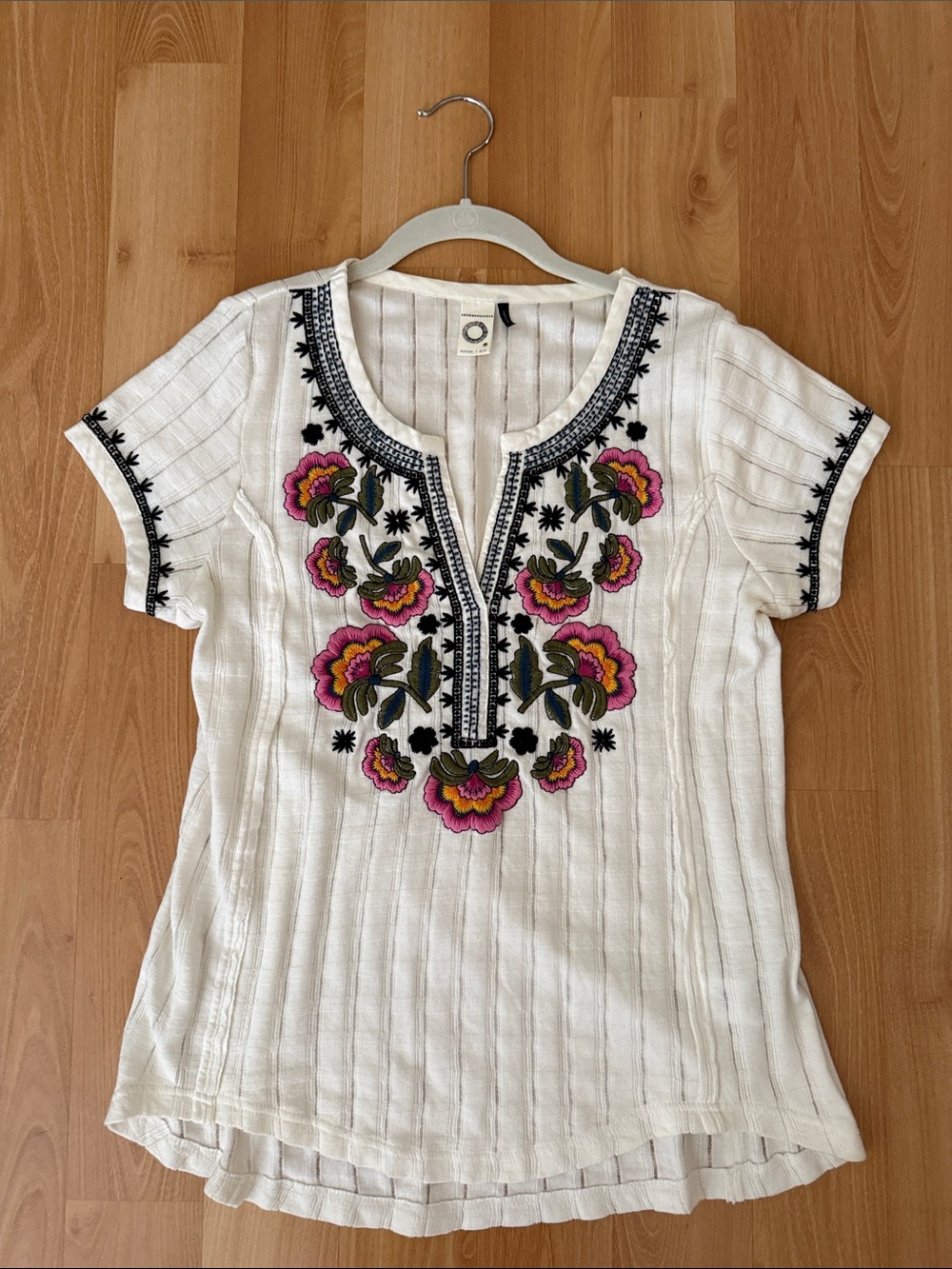 Anthropologie Floral Embroidery Blouse - Picture 3 of 16